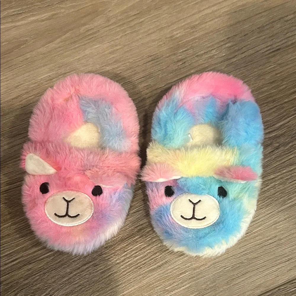 NWOT Colorful‎ Llama Slippers Size 5-6